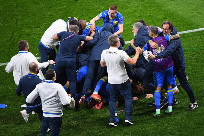 EURO 2020: Anh đá bại Đức - Ukraine lần đầu vào tứ kết