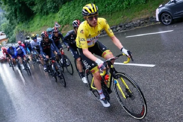 Tour de France 2021: Ben O'Connor một mình về nhất chặng 9 - Tadej Pogacar xuất sắc giữ áo vàng