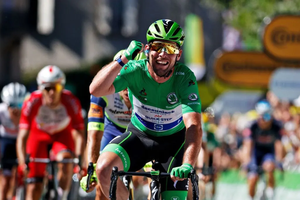 Tour de France 2021: Thắng chặng 13, Mark Cavendish cân bằng kỷ lục thắng chặng của huyền thoại Eddy Merckx
