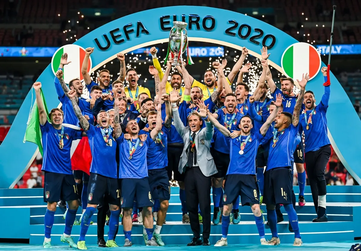 EURO 2020: Thắng loạt sút luân lưu, Italia vô địch ngay trên sân nhà Anh
