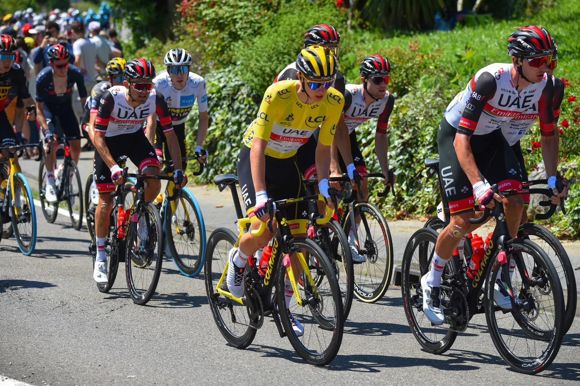 Tour de France 2021: Về nhất chặng 19, Matej Mohoric lần thứ hai giành chiến thắng chặng