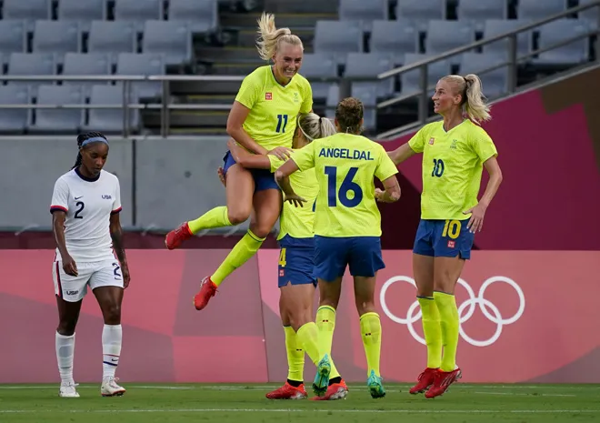 Olympic Tokyo 2020:  ĐT nữ Hà Lan và Brazil đại thắng - Thụy Điển đá bại Mỹ