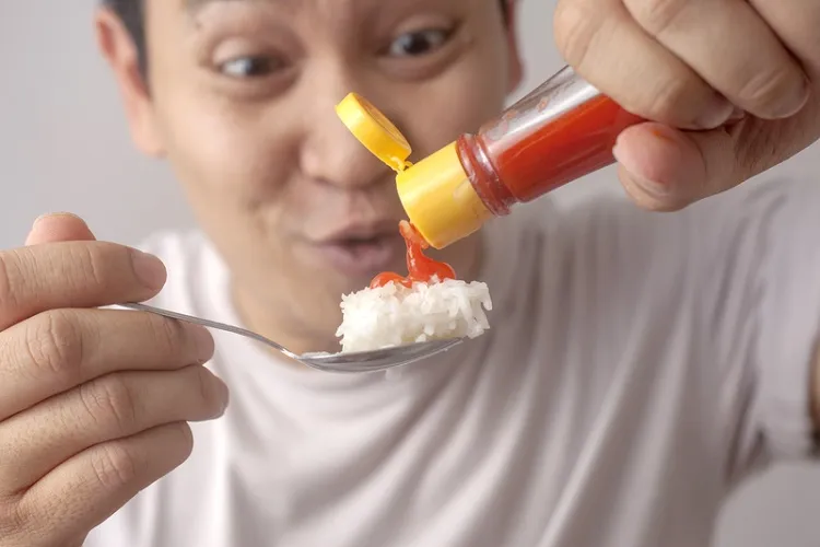 Ăn quá cay có thể gây tổn thương và đẩy nhanh quá trình lão hóa dây thanh âm  (Nguồn: health.udn.com)