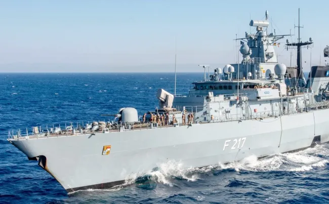 Tàu chiến Bayern của Đức. (Ảnh: nato.int)