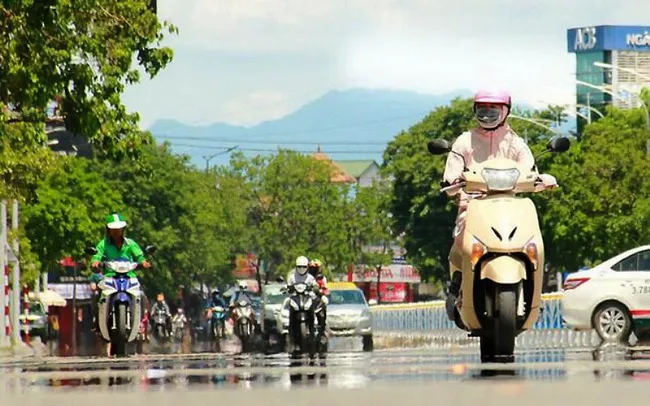 Dự báo thời tiết hôm nay 9/8/2021: Nắng nóng Trung Bộ còn tiếp tục nhiều ngày tới 1