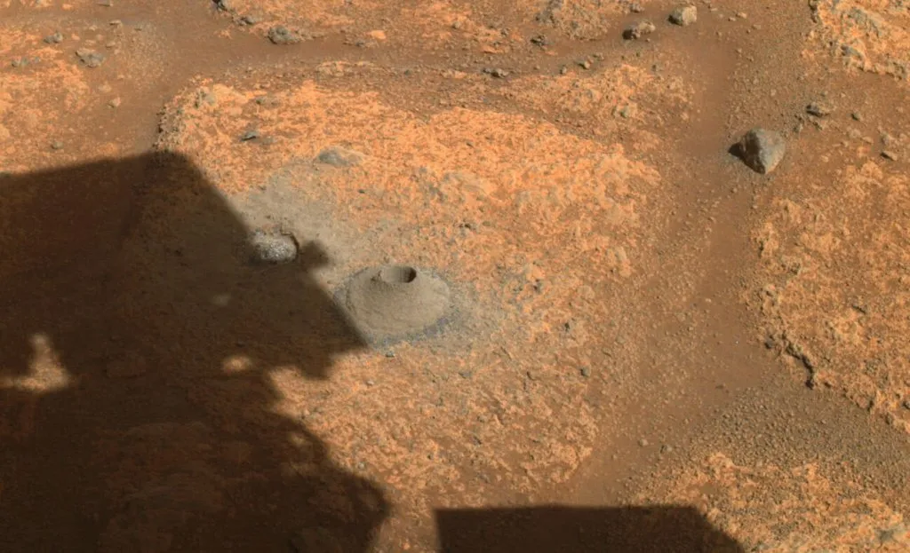 Tàu thám hiểm của NASA thất bại trong nhiệm vụ thu thập mẫu đá trên Sao Hỏa