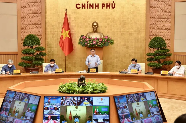 Thủ tướng chủ trì họp trực tuyến về phòng chống dịch với 1.060 xã, phường tại 20 tỉnh, thành phố 1