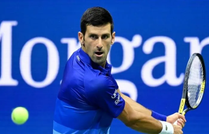 US Open 2021: Djokovic bất ngờ nhận set thua - Medvedev và Zverev khởi đầu thuận lợi
