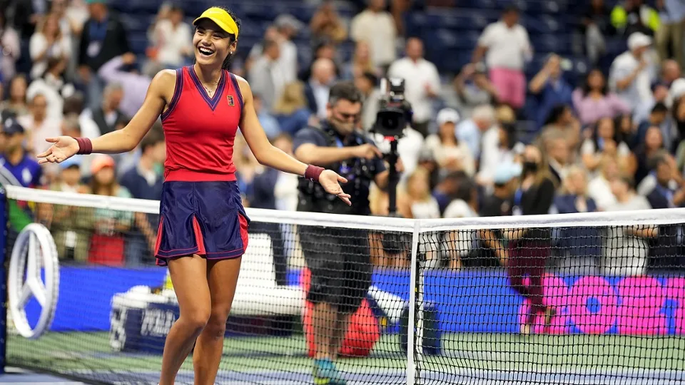 US Open 2021: Bất ngờ hai tay vợt tuổi teen Annie Fernandez và Emma Raducanu gặp nhau tại chung kết