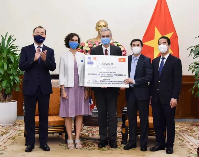 Việt Nam tiếp nhận thêm hơn 1,48 triệu liều vaccine COVID-19 AstraZeneca 1
