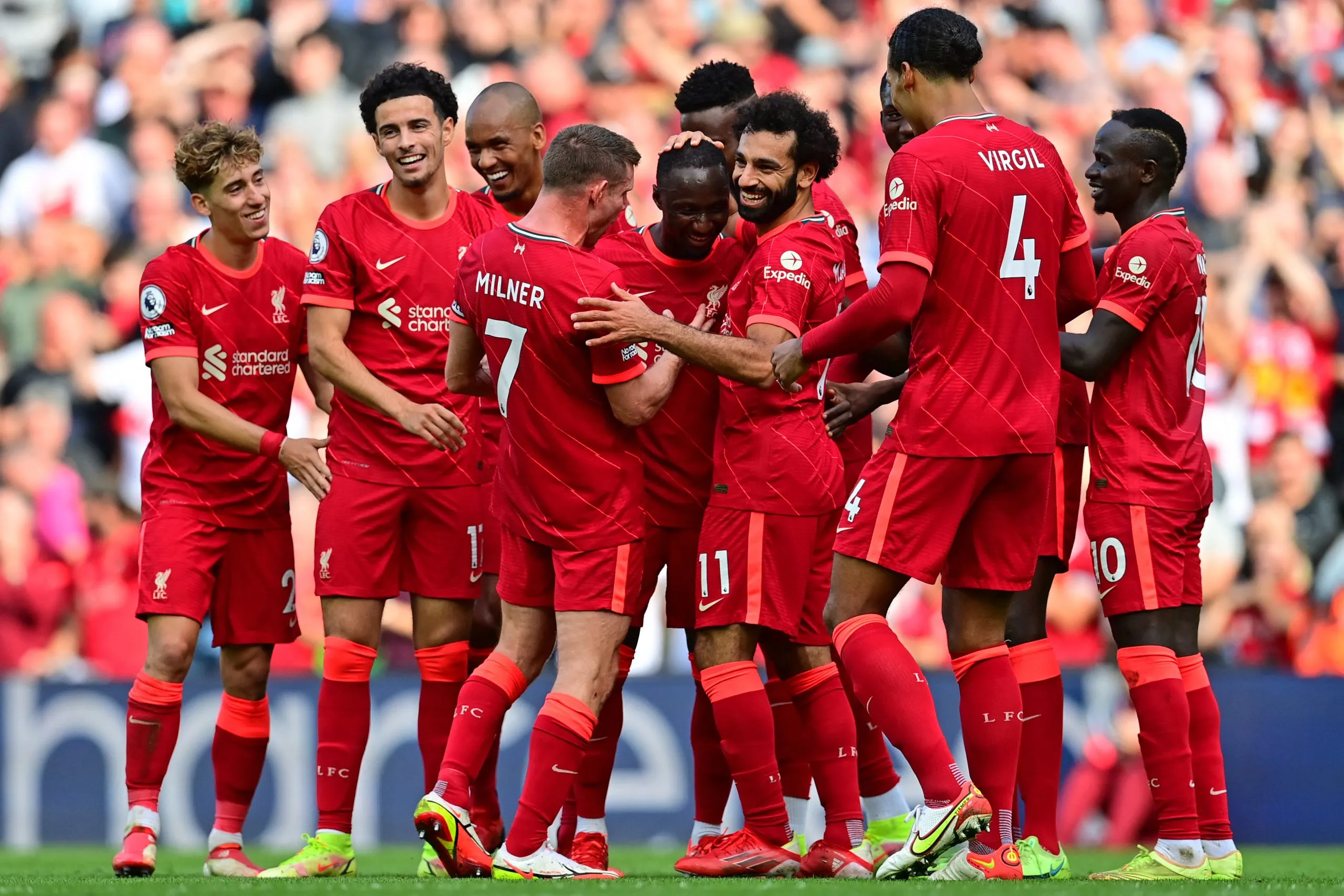 Liverpool chiếm đỉnh bảng - Man City hòa thất vọng - Arsenal thắng trận thứ hai liên tiếp