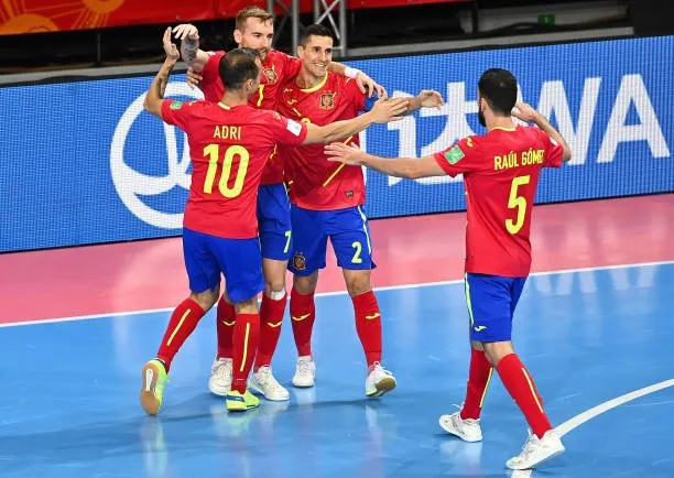 VCK Futsal World Cup 2021: Paraguay, Nhật Bản và Serbia giành những tấm vé cuối vào vòng 1/8