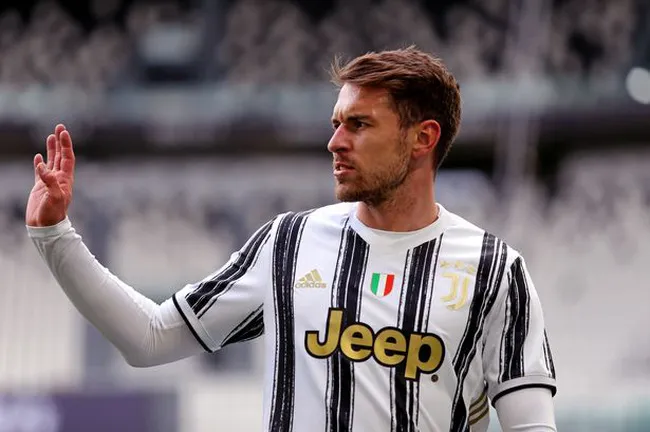 Samir Nasri giải nghệ ở tuổi 34 - Juventus sẵn sàng thanh lý hợp đồng với Aaron Ramsey