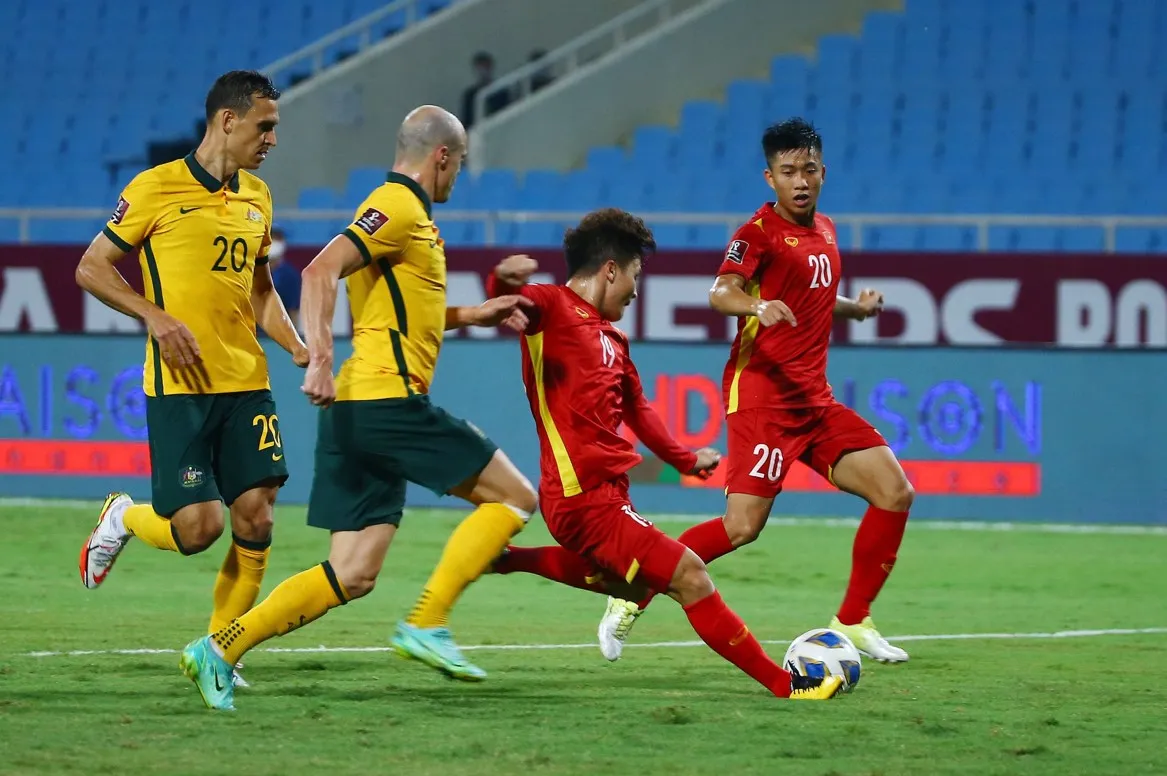 CLB Hải Phòng quyết đưa Vòng loại World Cup 2022 về Lạch Tray - TPHCM mời HLV Trần Minh Chiến