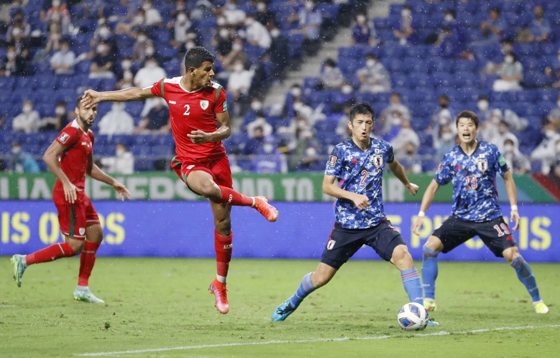 Oman chạy đà ấn tượng - Tiền vệ Trung Quốc hé lộ điểm mạnh của ĐT Việt Nam