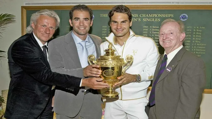 Roger Federer hơn 20 năm vẫn chạy tốt
