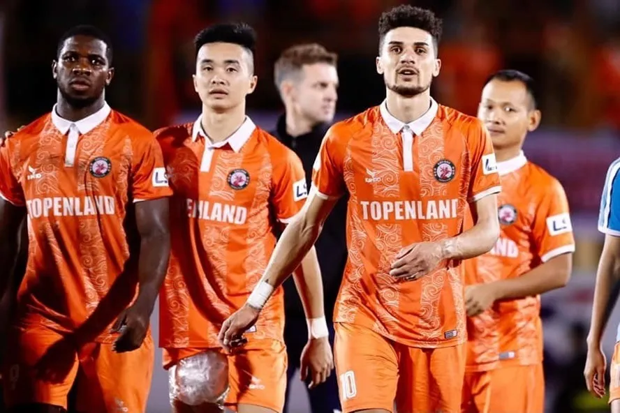 Bình Định quyết định chia tay hàng loạt cầu thủ - Truyền thông Trung Quốc chỉ ra điểm yếu của đội nhà