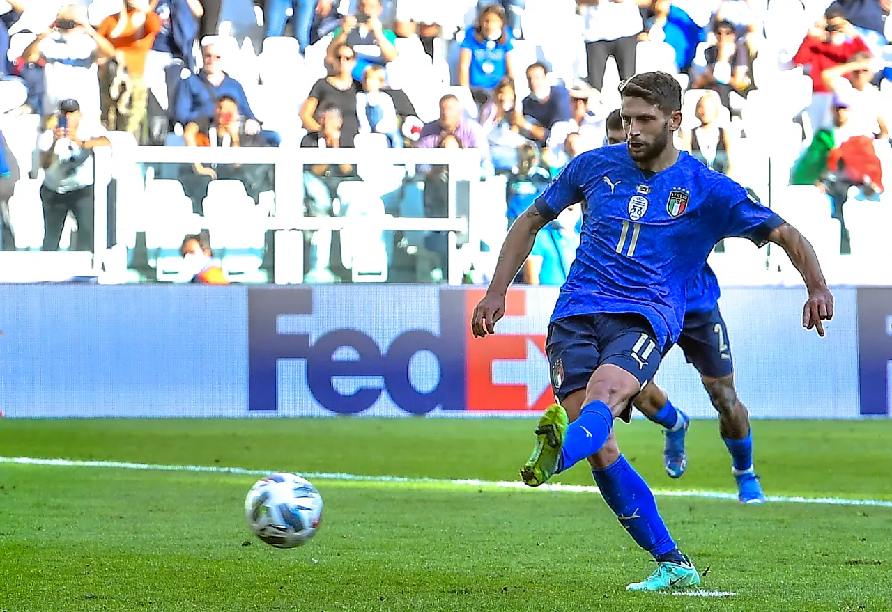 HLV Mancini lập kỷ lục sau khi giúp Italia giành hạng ba UEFA Nations League