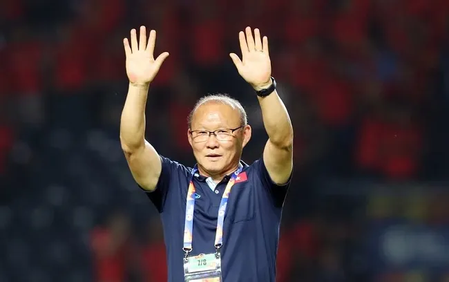 HLV Park Hang Seo sang UAE dẫn dắt U23 - ĐT Việt Nam tiếp tục bị tụt hạng