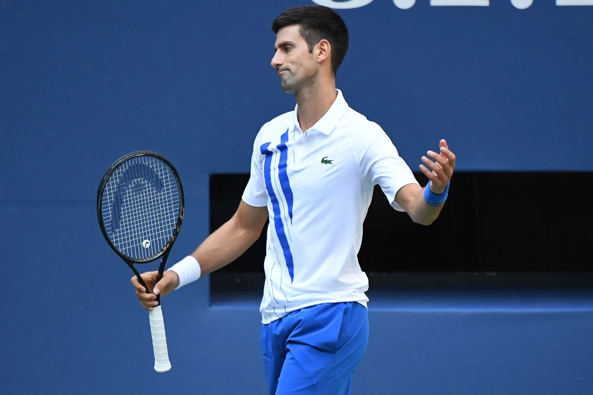 Djokovic không chắc dự Australian Open 2022 - Federer văng khỏi top 10 ATP sau 968 tuần