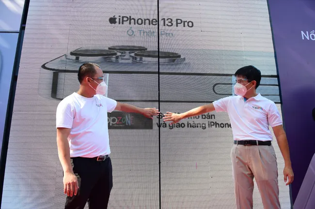 Thế Giới Di Động chính thức ra mắt TopZone, chuỗi bán lẻ ủy quyền cao cấp mới nhất của Apple tại Việt Nam và mở bán iPhone 13 1