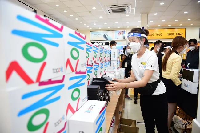 Thế Giới Di Động chính thức ra mắt TopZone, chuỗi bán lẻ ủy quyền cao cấp mới nhất của Apple tại Việt Nam và mở bán iPhone 13 4