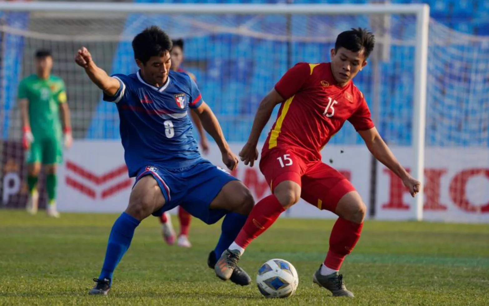 U23 Việt Nam luyện tập trong giá lạnh chuẩn bị cho trận gặp U23 Myanmar