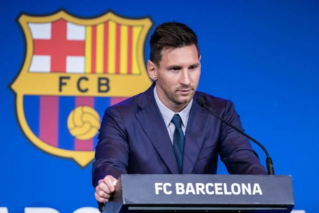Messi muốn tham gia huấn luyện Barca - Mourinho đứt mạch bất bại trên sân nhà ở Serie A
