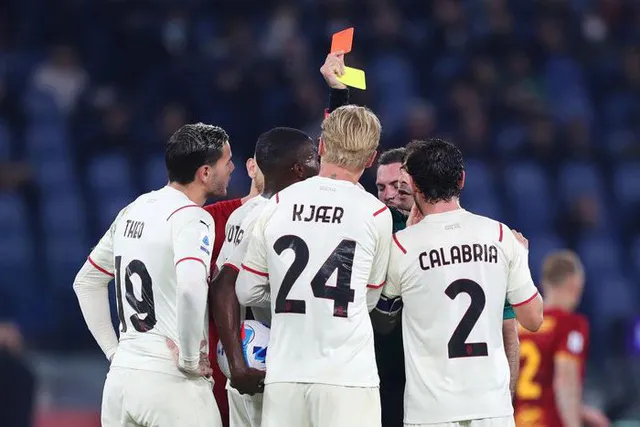 Đá bại Roma, Milan nối dài chuỗi trận bất bại - Inter củng cố vị trí thứ 3