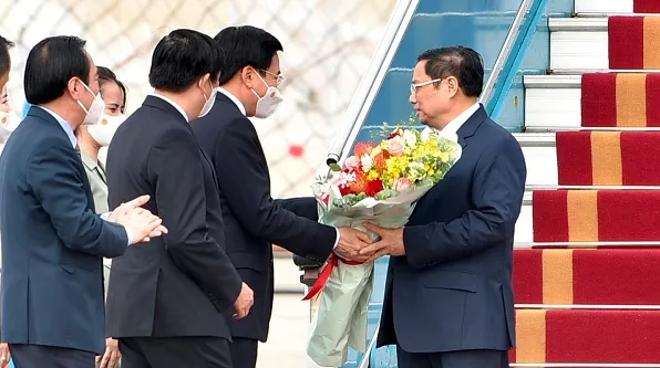 Thủ tướng Phạm Minh Chính, Bộ trưởng Bộ Công an Tô Lâm; Bộ trưởng Bộ Ngoại giao Bùi Thanh Sơn, thăm Cộng hòa Pháp, ngày 6 tháng 11 năm 2021