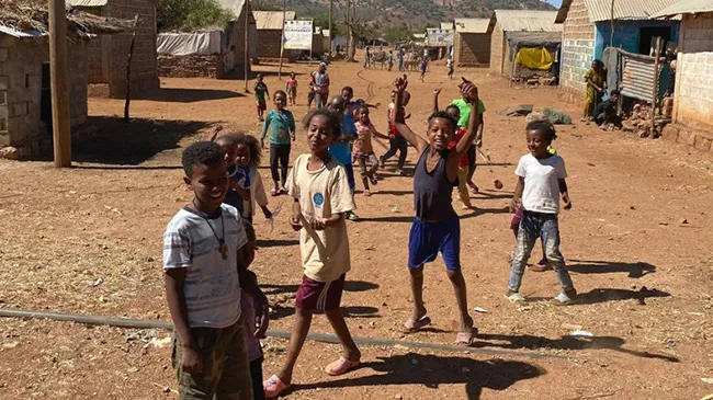  Xung đột ở Tigray, Ethiopia khiến nhiều trẻ em sống trong cảnh nghèo đói