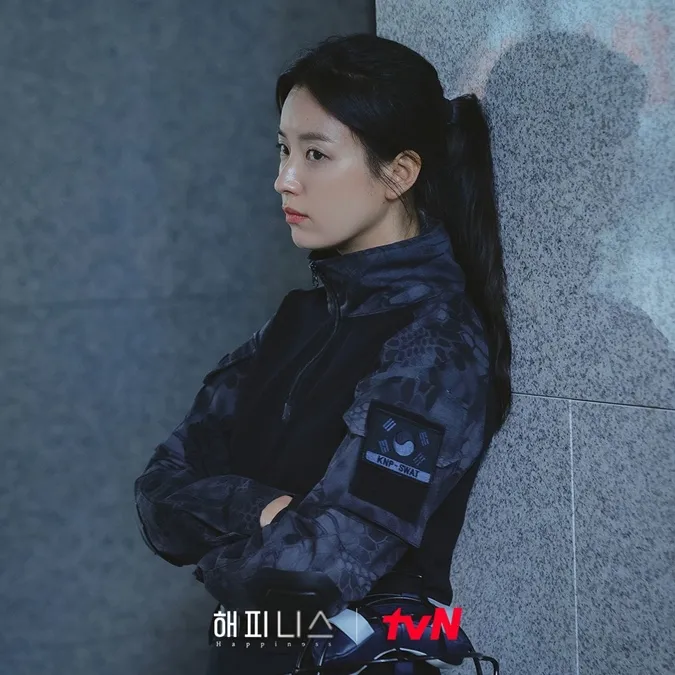 Happiness review: Phim kinh dị mới của Han Hyo Joo và Park Hyung Sik có gì hấp dẫn? 14