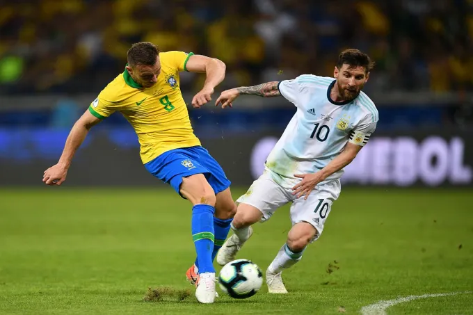 Vòng loại World Cup 2022 - Argentina vs Brazil: Kỳ phùng địch thủ