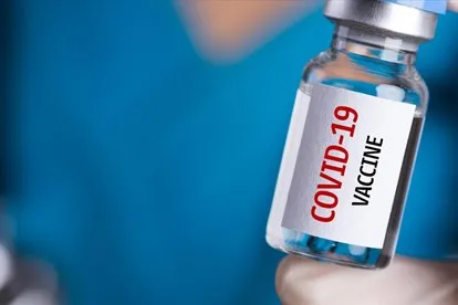 Italy đẩy sớm việc tiêm mũi vaccine tăng cường cho người trên 40 tuổi