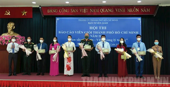 trui-ren-ban-linh-son-sat-niem-tin-vung-vang-ly-tuong-voh.com.vn-anh1