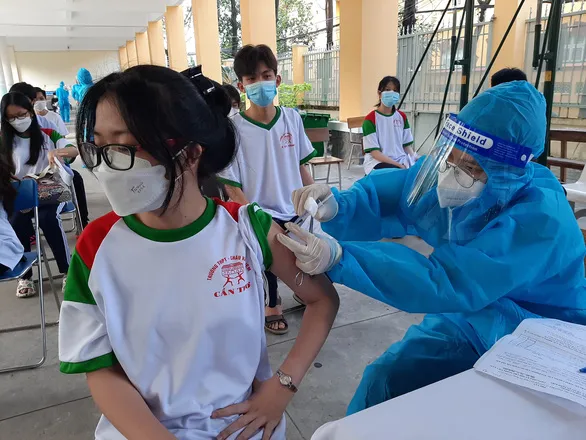 23 tỉnh, thành phố đã triển khai tiêm vắc xin Covid-19 cho trẻ từ 12-17 tuổi 1