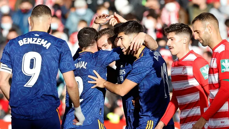 Thắng tưng bừng Granada, Real Madrid chiếm ngôi đầu La Liga