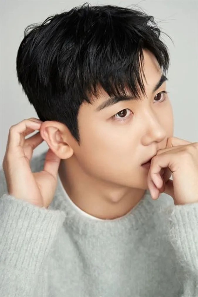 Park Hyung Sik profile: Hành trình đi lên bằng thực lực của chàng ca sĩ lấn sân sang diễn xuất 2
