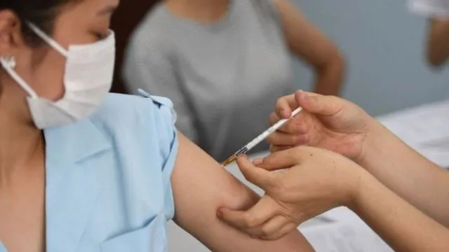 BẢN TIN COVID-19 NGÀY 03/12: Dự kiến có thêm 63,5 triệu liều vắc-xin trong tháng 12 1