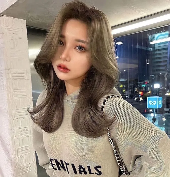 4 kiểu tóc uốn xu hướng của gái Nhật – Hàn trong năm 2022 12