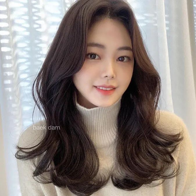 4 kiểu tóc uốn xu hướng của gái Nhật – Hàn trong năm 2022 15