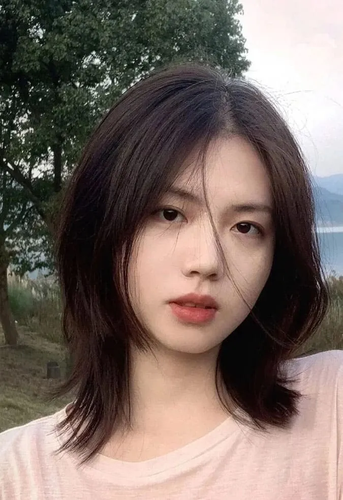 4 kiểu tóc uốn xu hướng của gái Nhật – Hàn trong năm 2022 4