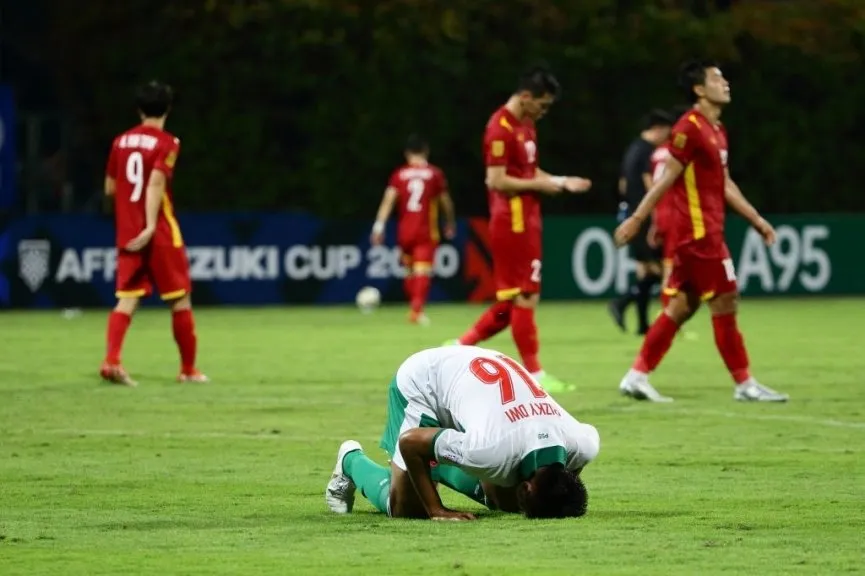 AFF Cup 2020: Công Phượng chỉ bị đau nhẹ - Xác định 5 đội tuyển chính thức bị loại