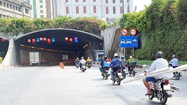 đường hầm sông Sài Gòn, điều chỉnh giao thông, ngày 18 tháng 12 năm 2021