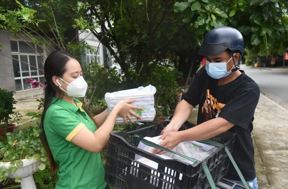 Tin nóng trưa 19/12/2021: Hà Nội dự định bắn pháo hoa tại một điểm đêm giao thừa 3