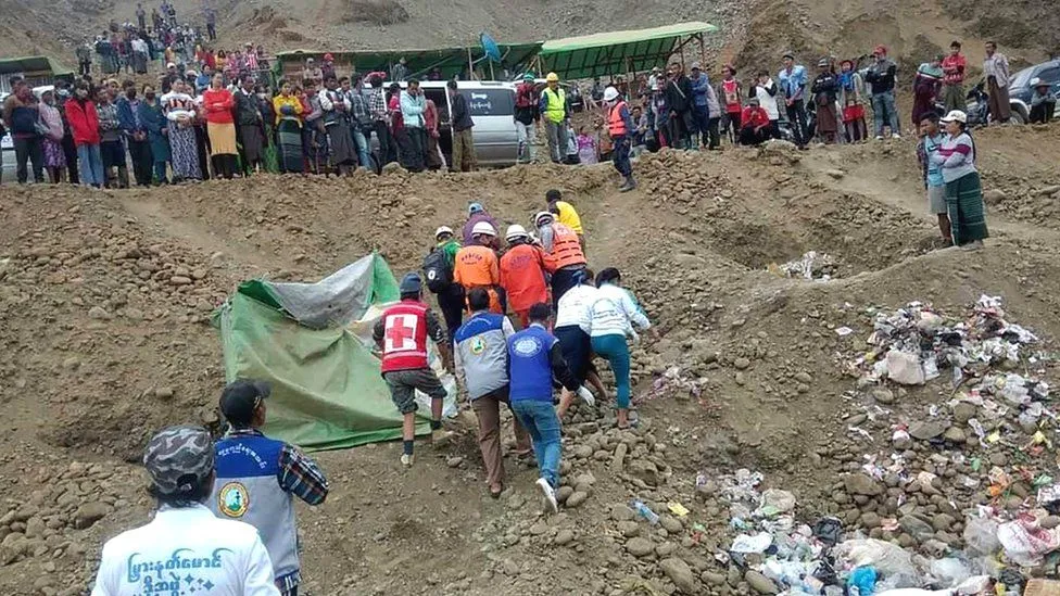Sập mỏ ngọc bích ở Myanmar, gần 100 người mất tích