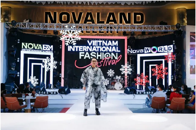 Thưởng thức bữa tiệc âm nhạc và thời trang đỉnh cao tại Lễ hội thời trang quốc tế Việt nam VIFF 2