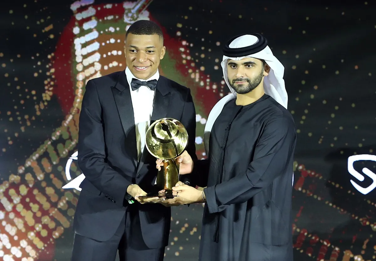 Mbappe trở thành chủ nhân tiếp theo của giải Dubai Global Soccer Awards.