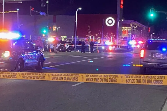 Mỹ: Thêm nạn nhân tử vong trong vụ xả súng ở Denver