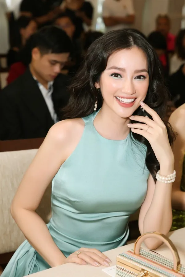 Á hậu Trương Tri Trúc Diễm bất ngờ thông báo ly hôn chồng doanh nhân sau 6 năm chung sống 5